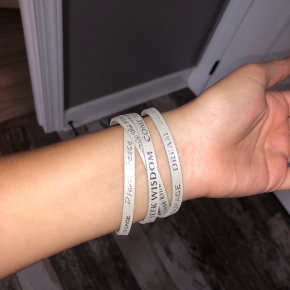 Wrap around bracelet! - Picture 3 of 4